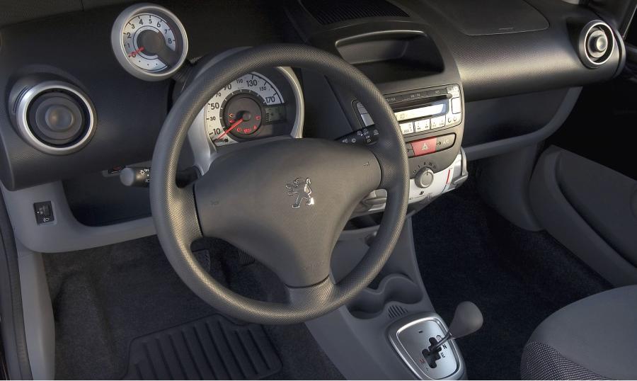  Peugeot 107 2006 года  (фото 5 из 48)
